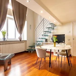 Apartamento Heart Of Loft Arco Della Pace, Milán