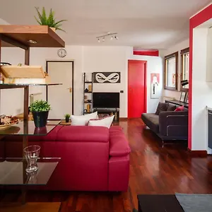 Сasa de vacaciones Accomodo Mib15 Bivano Navigli, Milán